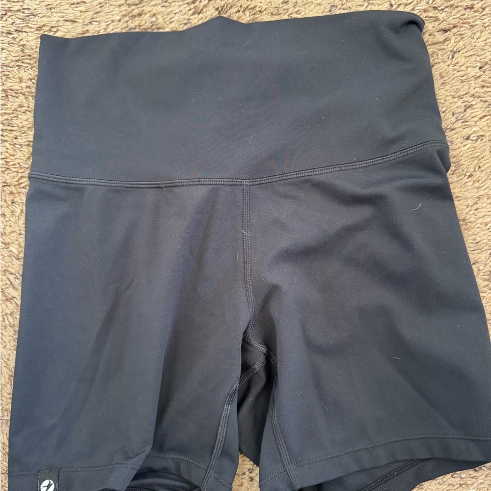 Oiselle Essential Bird Shorts